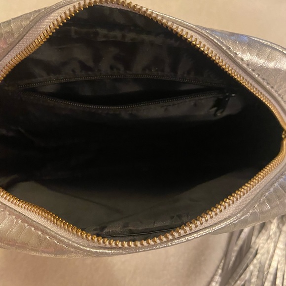 Victoria’s Secret Animal Print Silver GUC - Picture 2 of 8